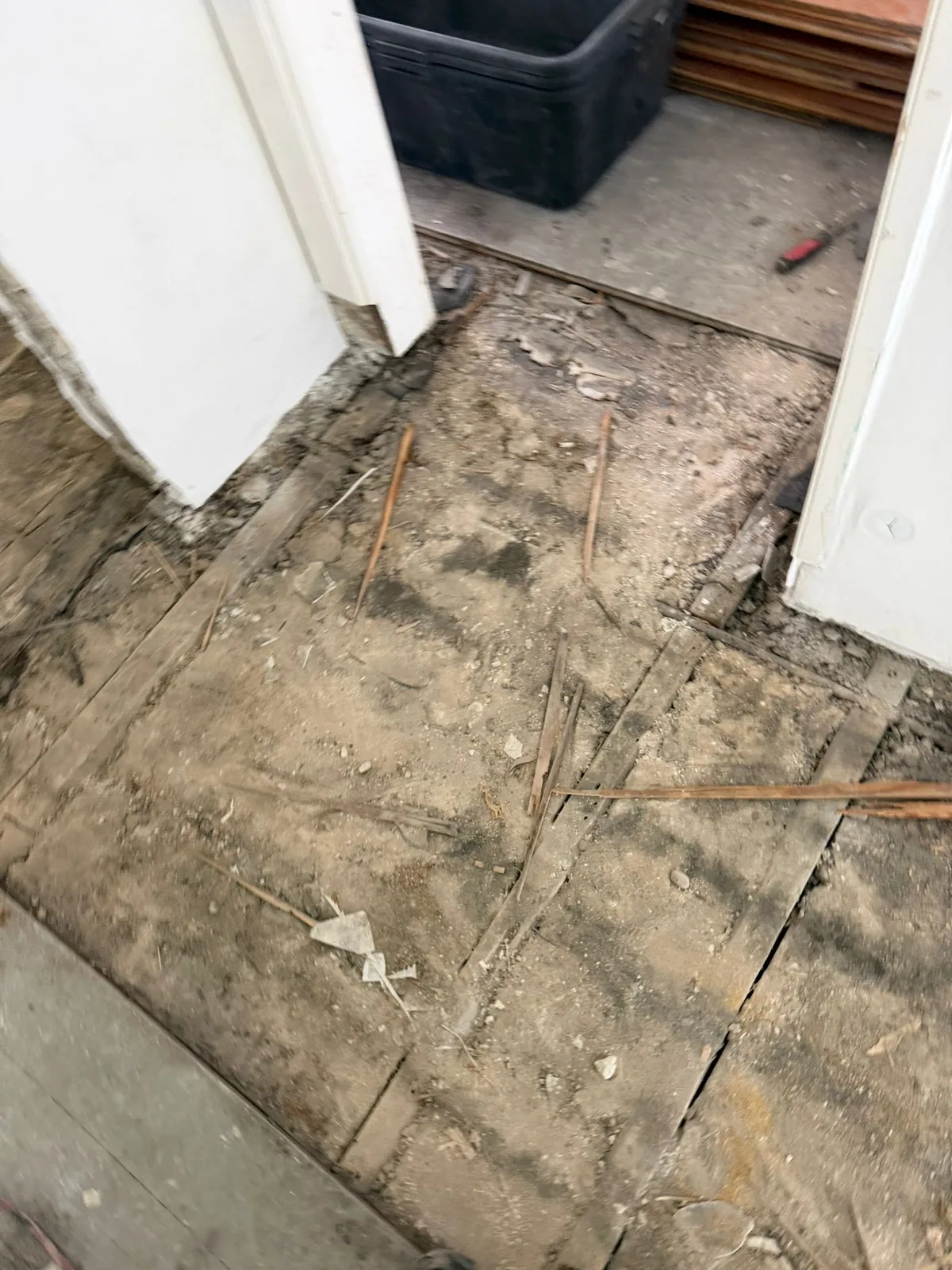 Dielenboden verlegen – Eiche Massivholzdiele geräuchert – Bild 3
